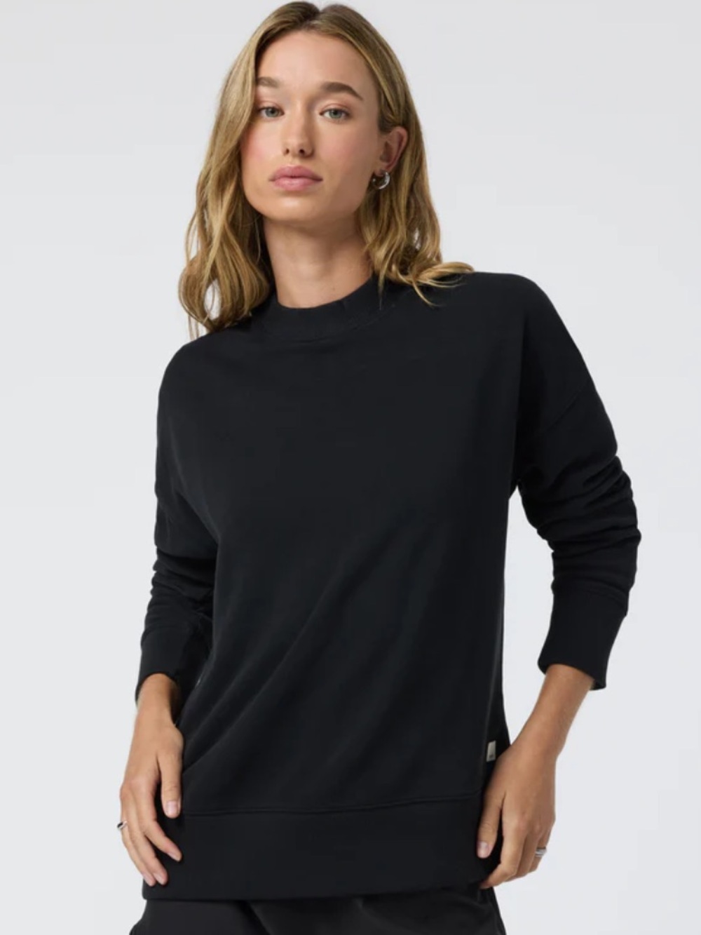 Vuori Sedona Weekender Crew Black Relaxed French Terry Pullover Sweatshirt Sz M